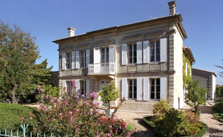 CHATEAU_LA_CROIX_DE_GAY