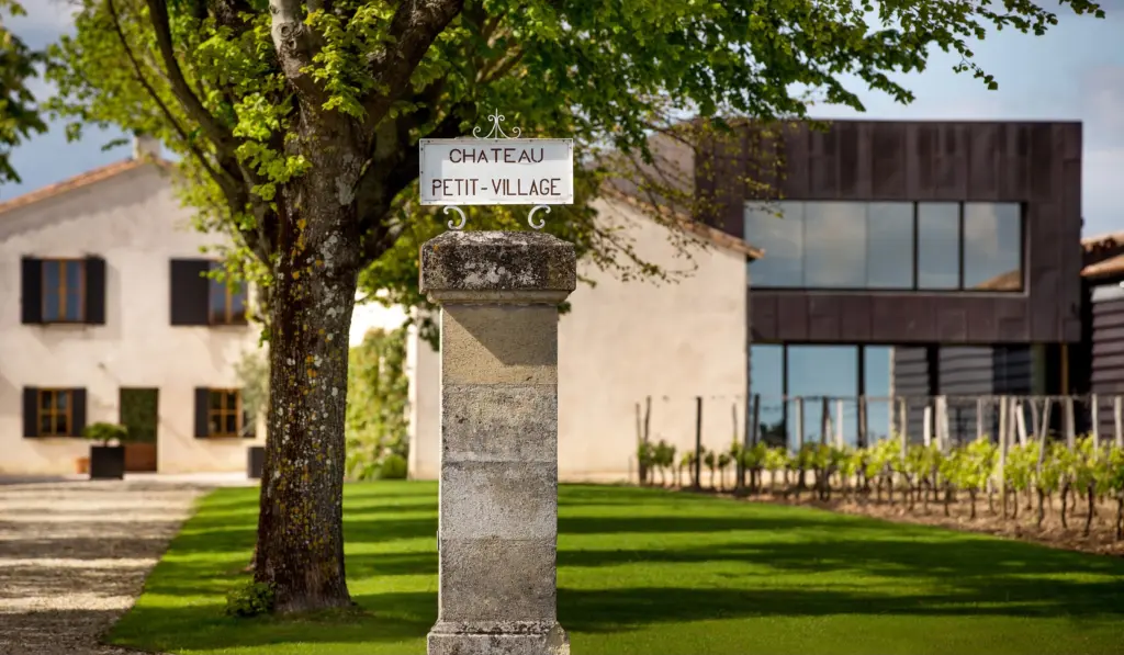 Entete page_Chateau Petit-Village_OK