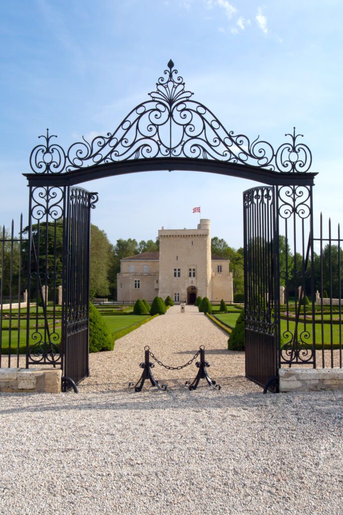 Château La Tour Carnet 2025