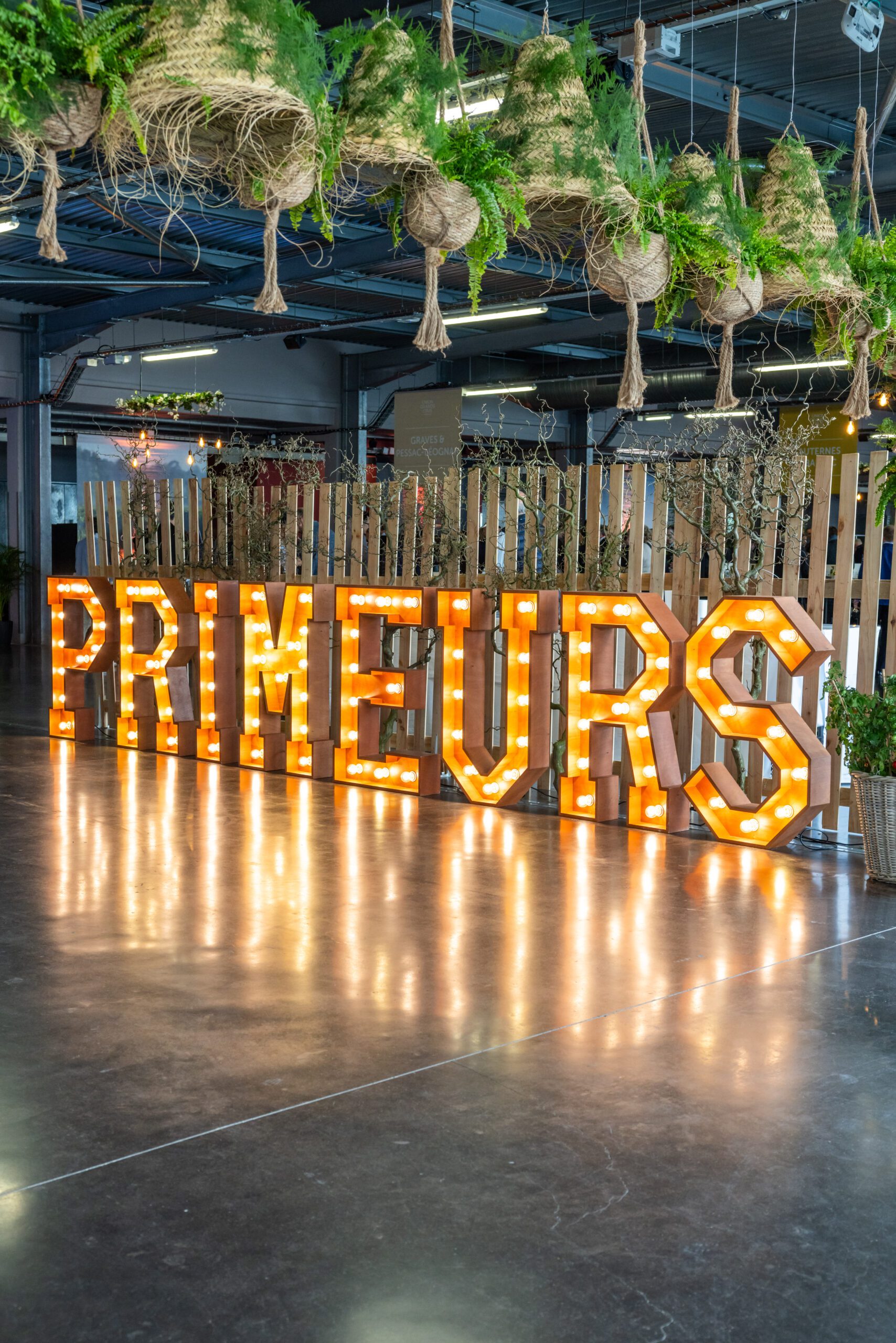 EN PRIMEURS WEEK 2027