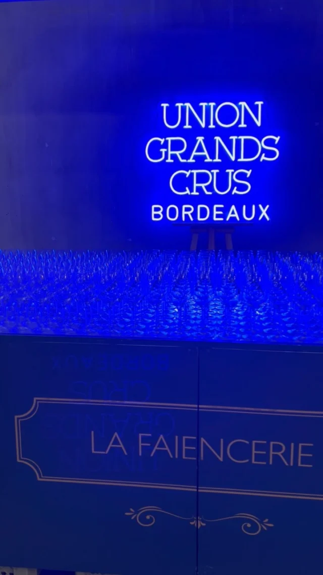 Dégustation du Millésime 2022 à @faiencerie_bordeaux organisée avec Bordeaux Négoce. 
.
Plus de 400 négociants et courtiers sont attendus pour découvrir ce millésime plein de promesses ! 
.
#millesime2022 #grandscrus #uniondesgrandscrusdebordeaux #ugcb